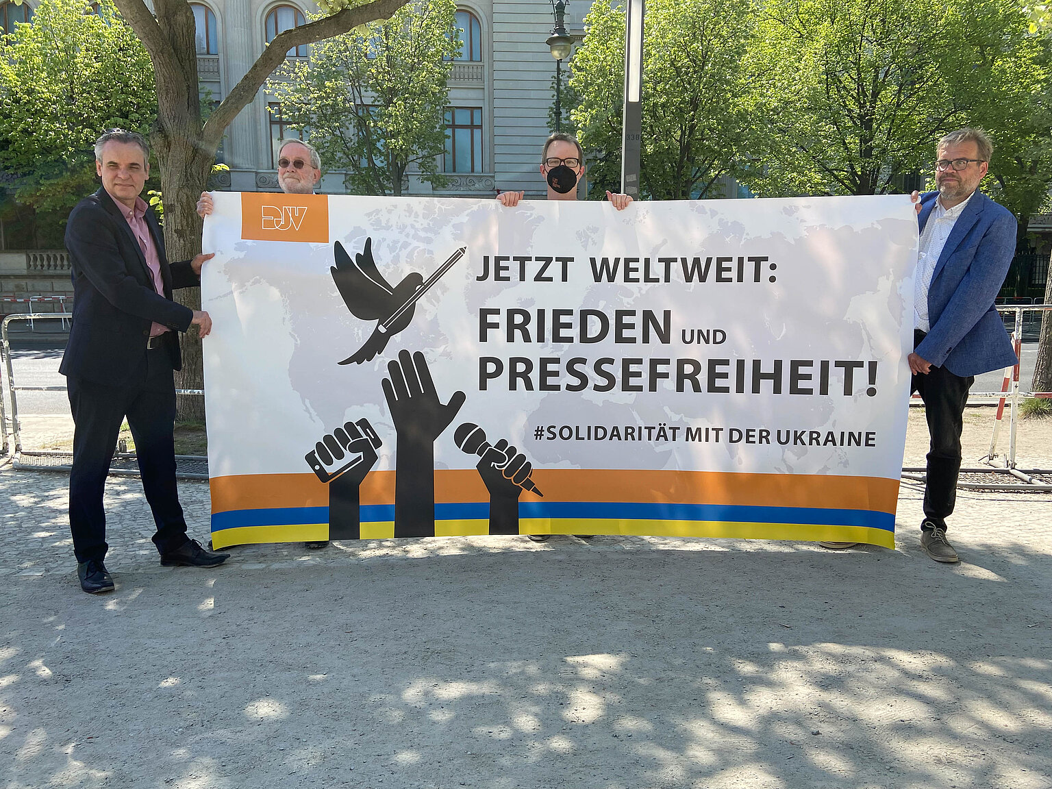  – Demonstration für Pressefreiheit: Übergang zur Tagesordnung am 4. Mai. Foto: Paul Eschenhagen